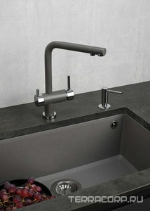 Дозатор для моющего средства OM-02-PVD-G латунь/светлое золото Omoikiri Om 4995005