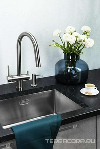 Дозатор для моющего средства OM-02-PVD-G латунь/светлое золото Omoikiri Om 4995005