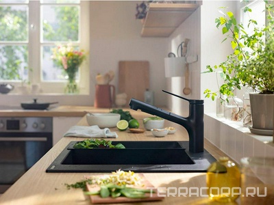 Смеситель для кухни, 150, с вытяжным душем, 2jet, (цв.матовый черный),  Hansgrohe Zesis M33 74800670