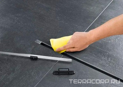 Дренажный канал (душ. лоток), укорачиваемый 300-1200мм, h70-90мм, (без вставки),  ZZ Viega Advantix Vario 721671