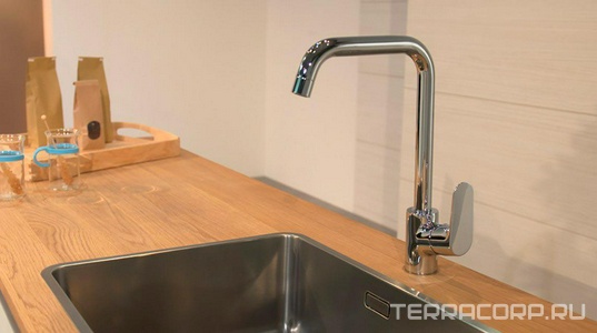 Смеситель для кухни, 260, 1jet, (цв.хром),  M41 ZZ Hansgrohe Focus 31820000