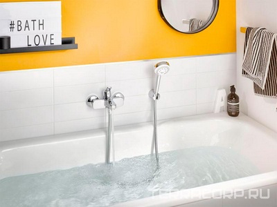 Смеситель для ванны/душа, короткий излив, с установочным комплектом БЕЗ аксессуаров, хром Kludi Pure&Easy 376810565