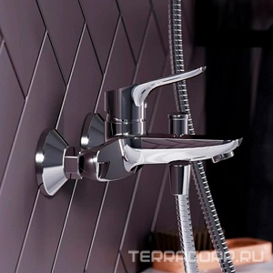 Смеситель для ванны с душем Damixa Origin Bit 771000000, с установочным комплектом, БЕЗ аксессуаров Damixa redblu origin bit 771000000