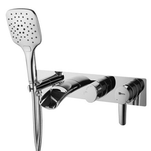 Смеситель встраиваемый для ванны/душа, с изливом, душевые аксессуары в комплекте, цв.хром ZZ Lemark Atlantis LM3224C