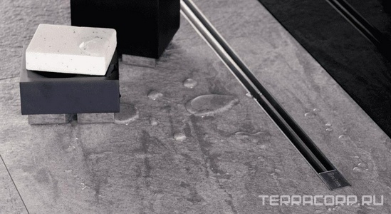 Дренажный канал 650хh82/120мм,готовый компл,сифон d50 выход вбок 48л/мин,ножки, ультратонкая дизайн-вставка (цв.мат.хром), Confluo Slim L ZZ Pestan Confluo Slim Line 13100033