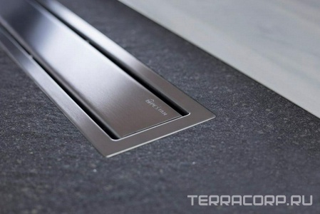 Дренажный канал 650хh71/117мм,готовый компл,сифон d50 выход вбок 48л/мин,ножки, 2х сторон.решётка/полая под плитку (цв.мат.хром), Confluo PL ZZ Pestan Confluo Premium Line 13100004