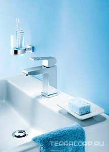 Смеситель однорычажный для раковины, БЕЗ донного клапана, хром Grohe Eurocube 23132000