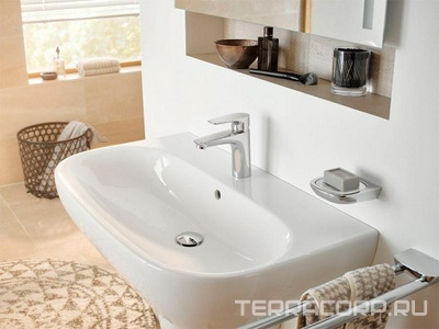 Смеситель для раковины, БЕЗ донного клапана, хром Kludi Pure&Solid 342920575