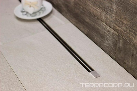 Дренажный канал 650мм, готовый компл, сифон d50 выход вбок, сухой/гидро затвор, ножки, дизайн-вставка нерж.сталь, в компл., Slim ZZ Pestan Confluo Slim Line 13100033NEW