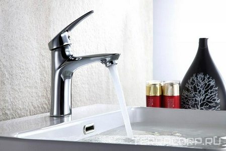 Смеситель  для раковины, цвет хром Lemark Linara LM0406C