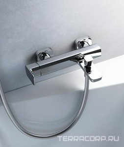 Смеситель для ванны TD F 022.00/150 150 мм Ravak 10° FREE X070131