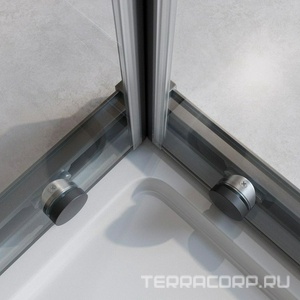 Душевой уголок 900х900хh2000мм, квадратн., 2 сдвижные дверцы с 2-мя неподв. сегм. (стекло прозрачное 8 мм, фурнит.цв.оружейная сталь), Relax ZZ Cezares relax RELAX-304-A-2-90-C-GM