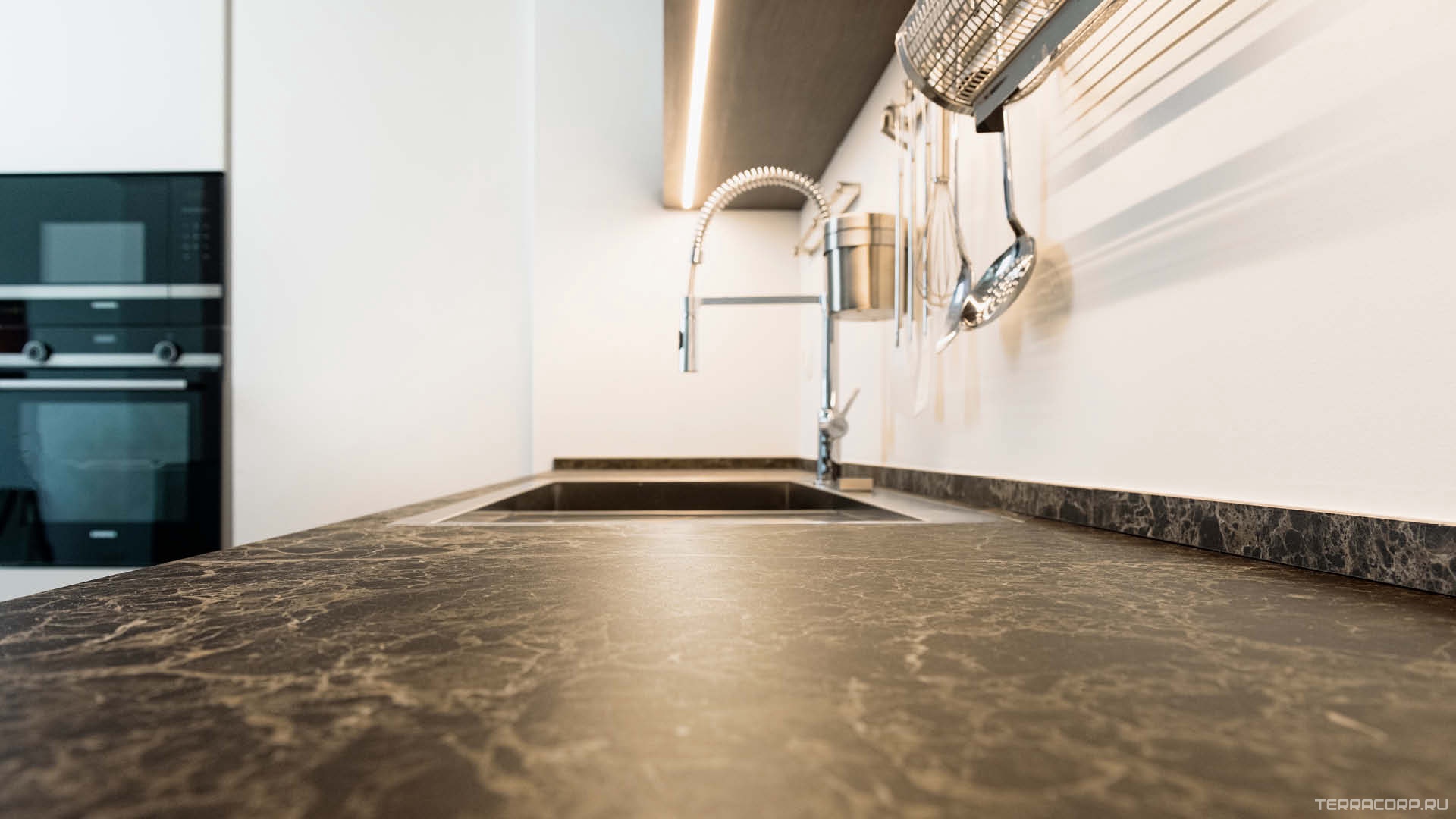 Керамогранит Laminam I Naturali Marmi I Naturali Emperador Extra bocc.5.6 mm 100x300 Серый, фото 2
